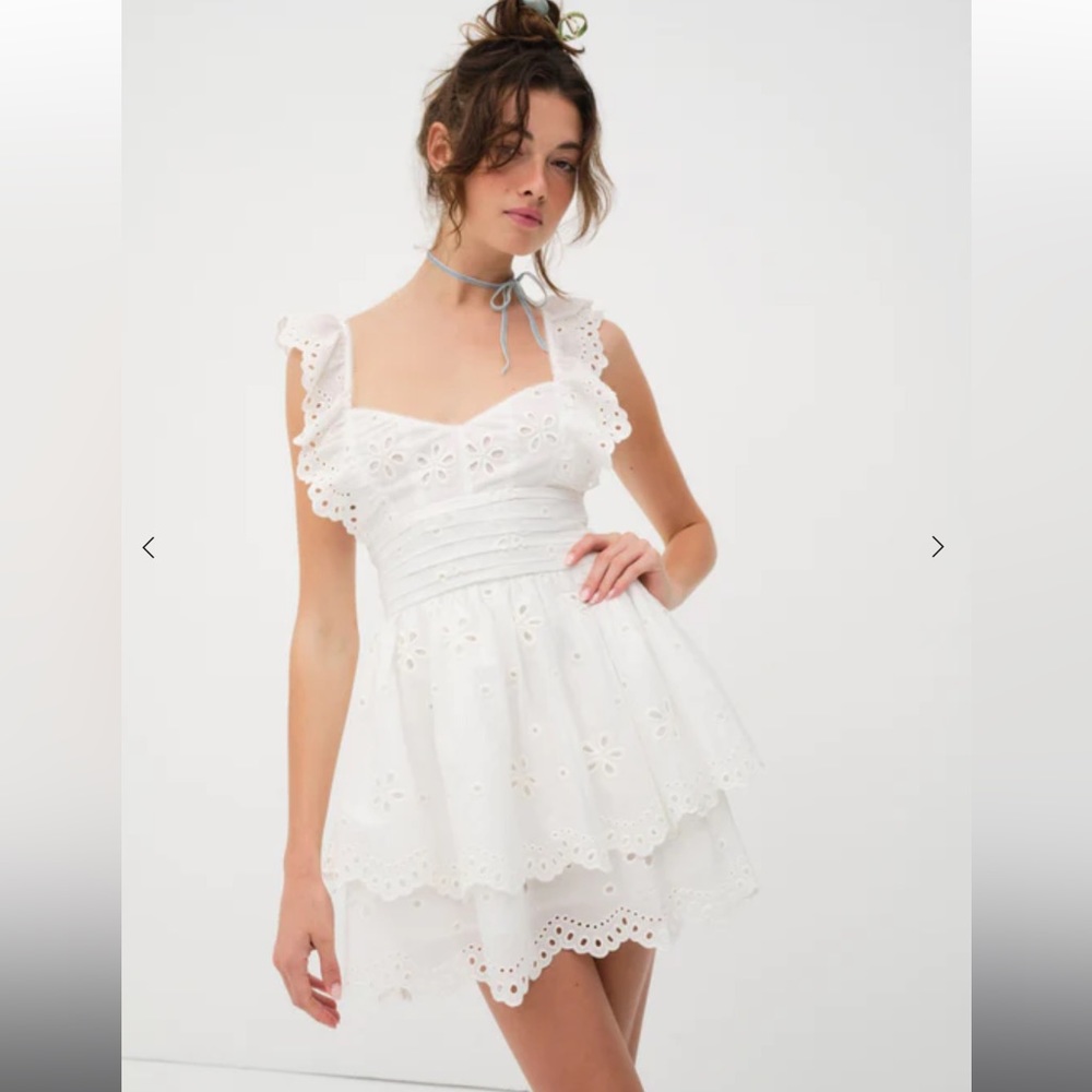 ISO FOR love and lemons serena sleeveless dress SIZE SMALL